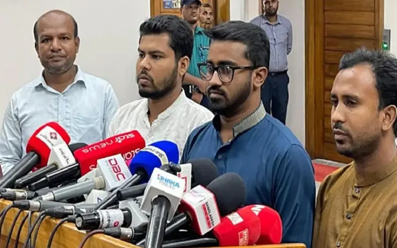 জাতীয় পার্টির অফিস ভাঙচুরের সঙ্গে গণঅধিকার জড়িত নয়: রাশেদ খান