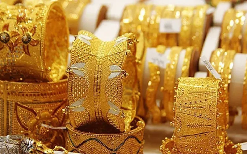 টানা আট দফা বৃদ্ধির পর অবশেষে কমলো স্বর্ণের দাম