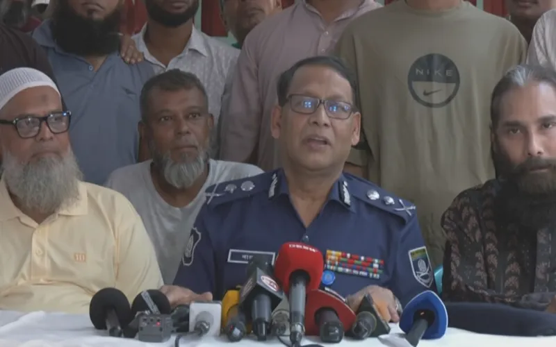 দুর্গাপূজায় নিরাপত্তা ব্যবস্থা জোরদার করেছে পুলিশ