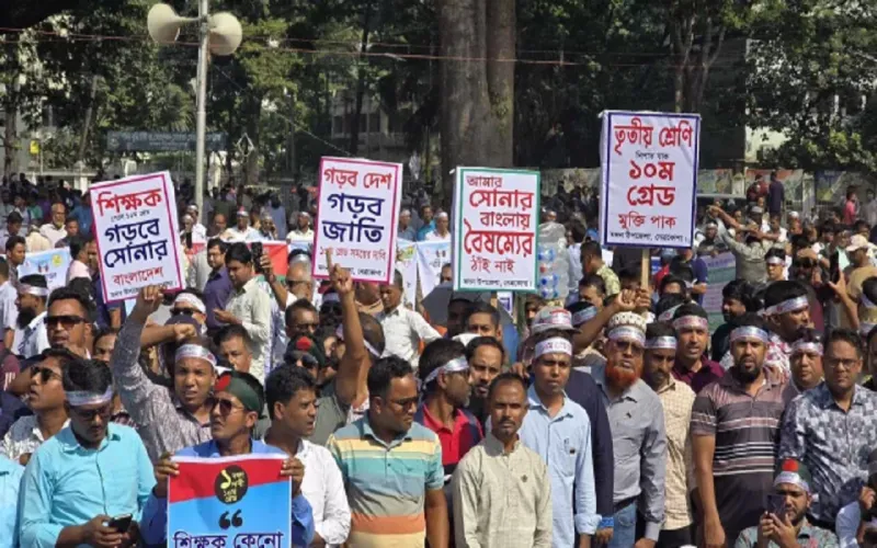 প্রাথমিক শিক্ষকদের কর্মবিরতি স্থগিতের সিদ্ধান্তও স্থগিত